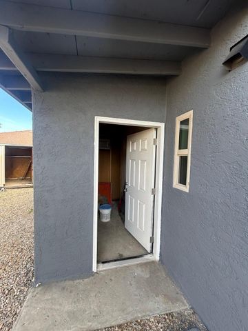 6916 W Georgia Avenue, Glendale, AZ 85303