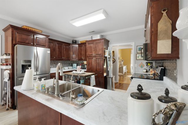 4283 Barkley Bridge Road SW, Hartselle, AL 35640