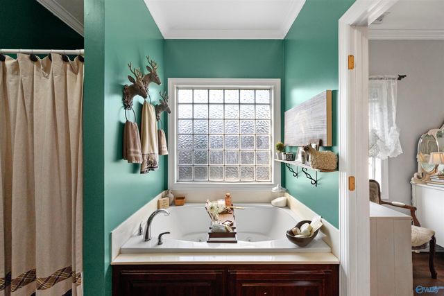 4283 Barkley Bridge Road SW, Hartselle, AL 35640