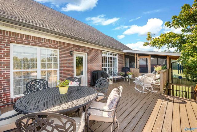 4283 Barkley Bridge Road SW, Hartselle, AL 35640