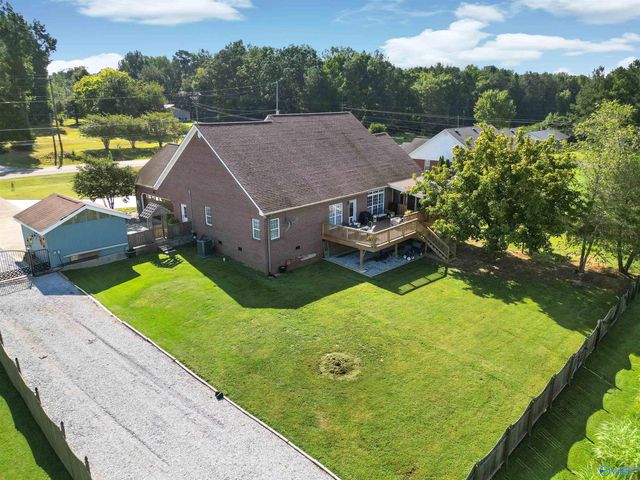 4283 Barkley Bridge Road SW, Hartselle, AL 35640
