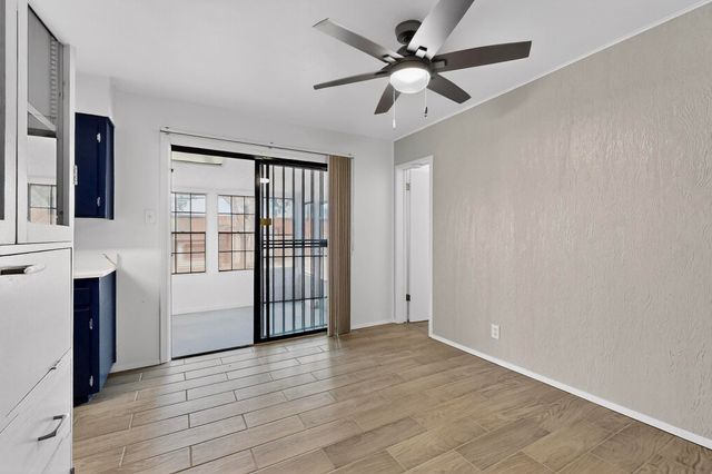 513 MESILLA Street NE, Albuquerque, NM 87108