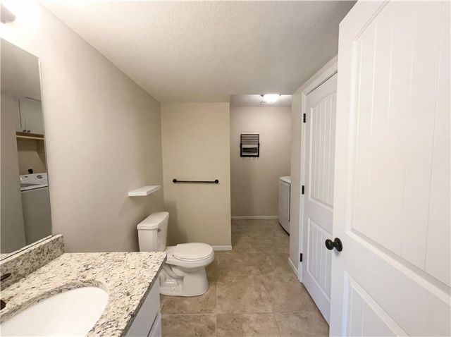 216 Greystone Way, Grain Valley, MO 64029