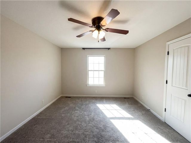 216 Greystone Way, Grain Valley, MO 64029