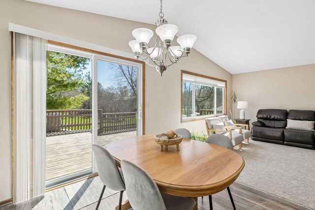 4320 Greenhaven Court, Vadnais Heights, MN 55127