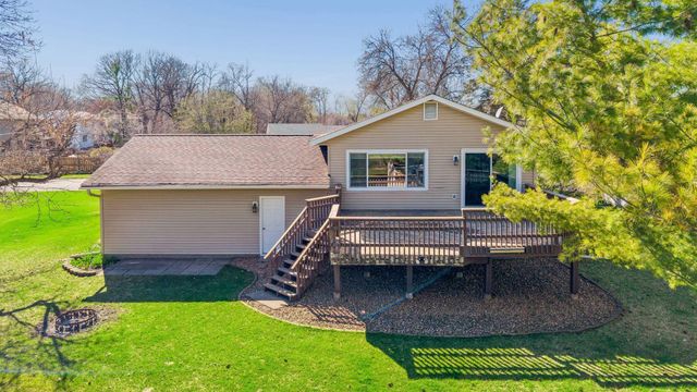 4320 Greenhaven Court, Vadnais Heights, MN 55127
