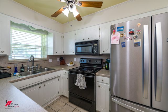 2217 General York, Bossier City, LA 71112