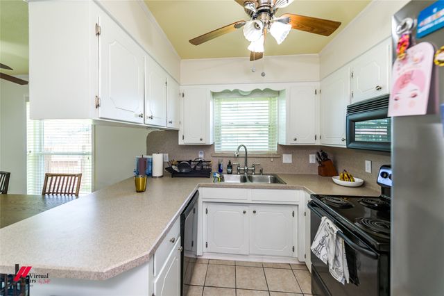 2217 General York, Bossier City, LA 71112