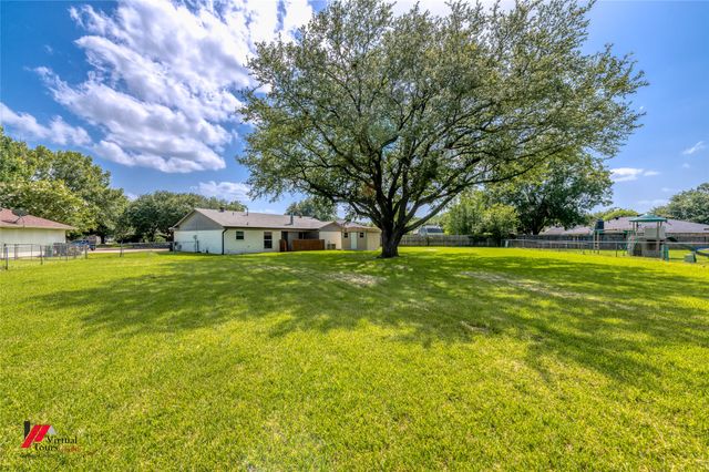 2217 General York, Bossier City, LA 71112