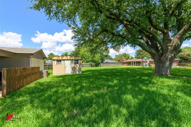 2217 General York, Bossier City, LA 71112