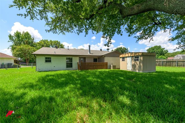 2217 General York, Bossier City, LA 71112