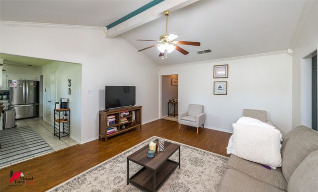 2217 General York, Bossier City, LA 71112