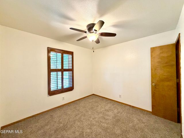 2452 W O'Hara Road, Anthony, NM 88021