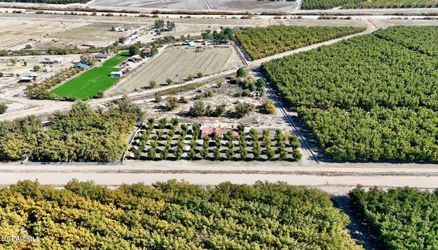 2452 W O'Hara Road, Anthony, NM 88021