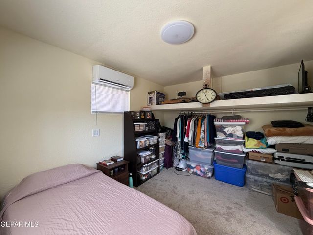 2452 W O'Hara Road, Anthony, NM 88021