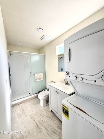 2452 W O'Hara Road, Anthony, NM 88021