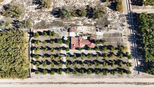 2452 W O'Hara Road, Anthony, NM 88021