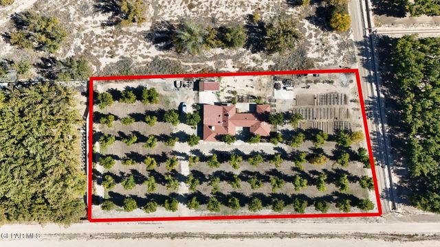 2452 W O'Hara Road, Anthony, NM 88021