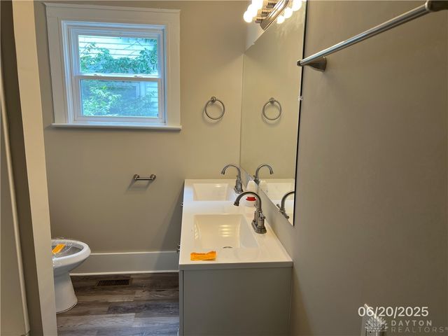 1410 Carlisle Avenue, Dayton, OH 45420