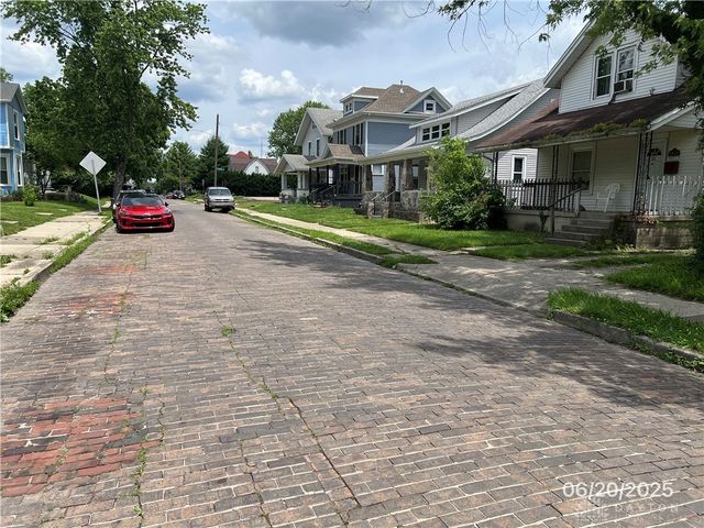 1410 Carlisle Avenue, Dayton, OH 45420