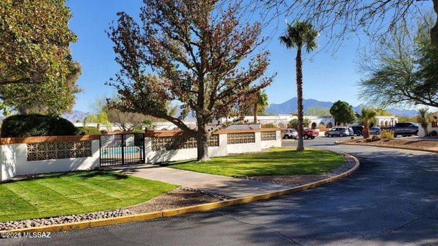 328 S Paseo Quinta Apt B, Green Valley, AZ 85614