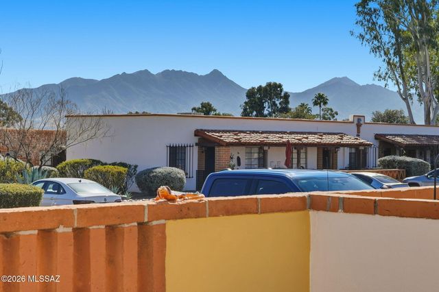 328 S Paseo Quinta Apt B, Green Valley, AZ 85614