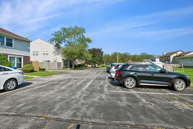 5527 Allemong Drive, Matteson, IL 60443