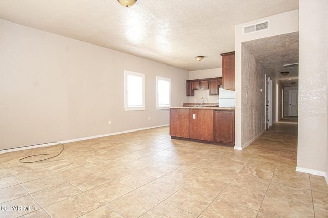 2862 Grant Avenue 3, El Paso, TX 79930