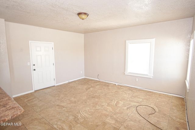 2862 Grant Avenue 3, El Paso, TX 79930
