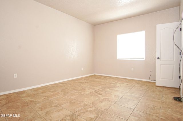 2862 Grant Avenue 3, El Paso, TX 79930