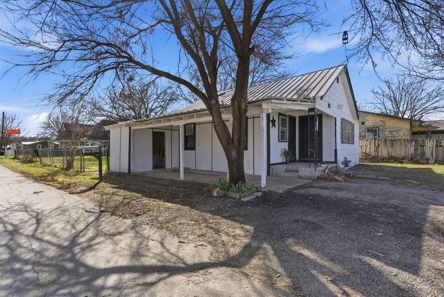 116 E Lipan Drive, Lipan, TX 76462