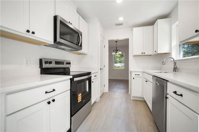 2560 Wedgewood Drive, Semmes, AL 36575
