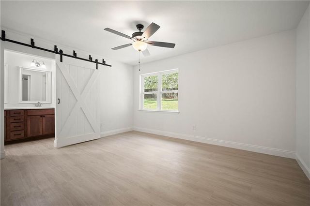 2560 Wedgewood Drive, Semmes, AL 36575