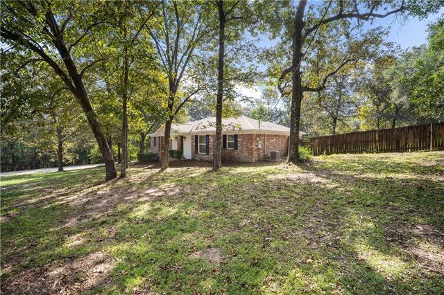 2560 Wedgewood Drive, Semmes, AL 36575