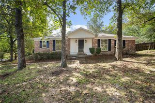 2560 Wedgewood Drive, Semmes, AL 36575