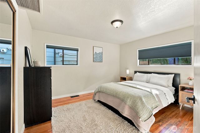 10115 66th Avenue S, Seattle, WA 98178