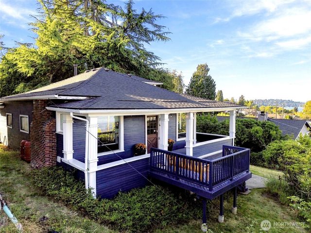 10115 66th Avenue S, Seattle, WA 98178