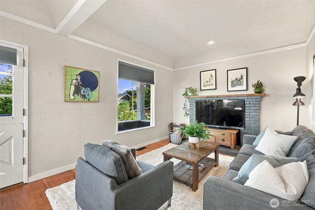 10115 66th Avenue S, Seattle, WA 98178