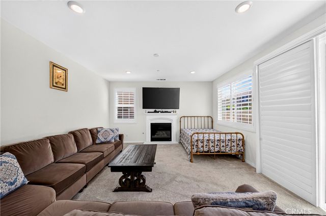 4974 Deer Grass Drive, Fontana, CA 92336