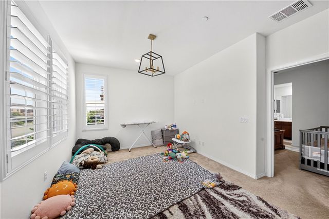 4974 Deer Grass Drive, Fontana, CA 92336