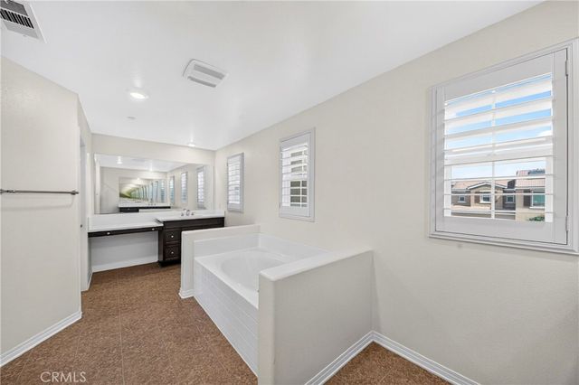 4974 Deer Grass Drive, Fontana, CA 92336