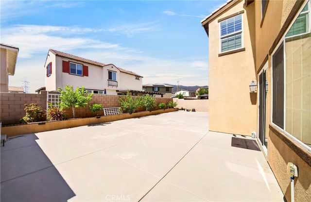 4974 Deer Grass Drive, Fontana, CA 92336