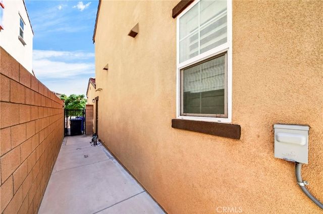 4974 Deer Grass Drive, Fontana, CA 92336
