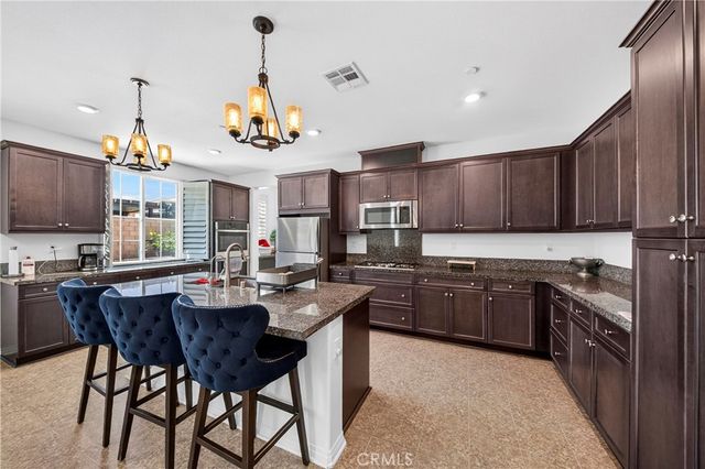 4974 Deer Grass Drive, Fontana, CA 92336
