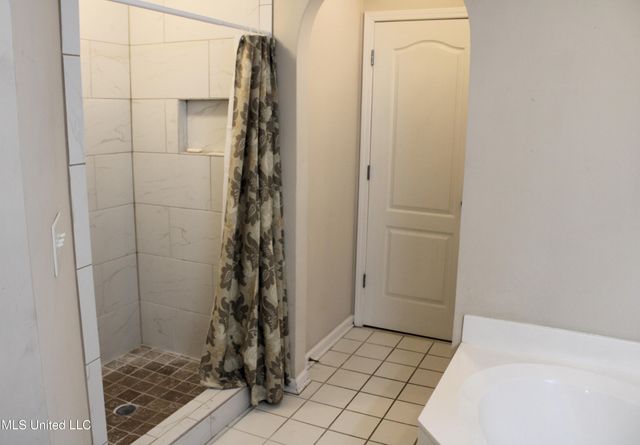 6347 Braybourne Place, Olive Branch, MS 38654