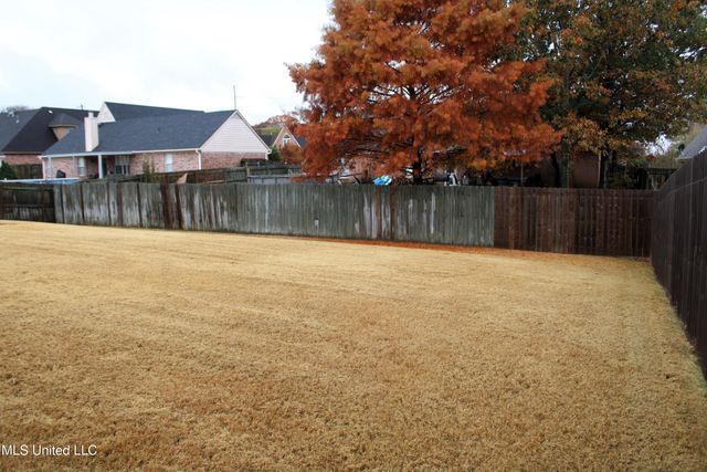 6347 Braybourne Place, Olive Branch, MS 38654