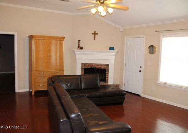 6347 Braybourne Place, Olive Branch, MS 38654