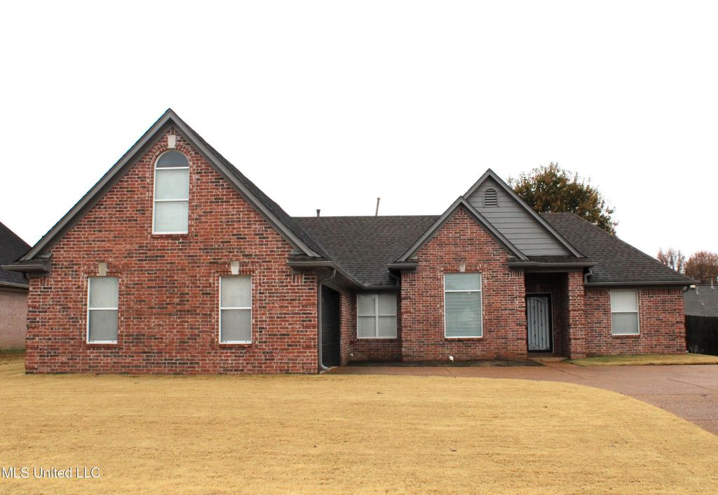 6347 Braybourne Place, Olive Branch, MS 38654