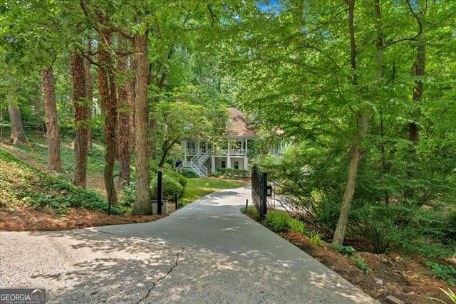 400 OLD IVY Road NE, Atlanta, GA 30342