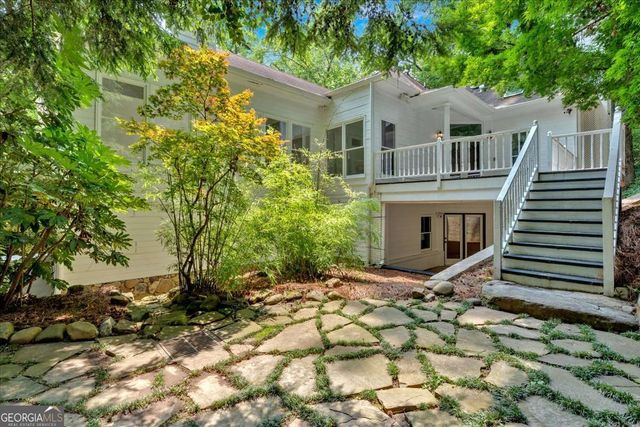 400 OLD IVY Road NE, Atlanta, GA 30342